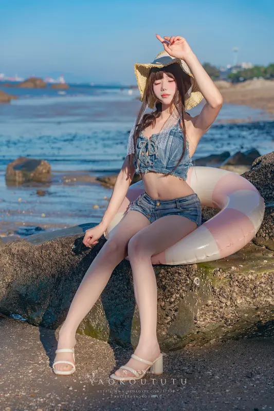 咬一口兔娘(黏黏团子兔) – NO.085『海の夏日』Shotgun 0